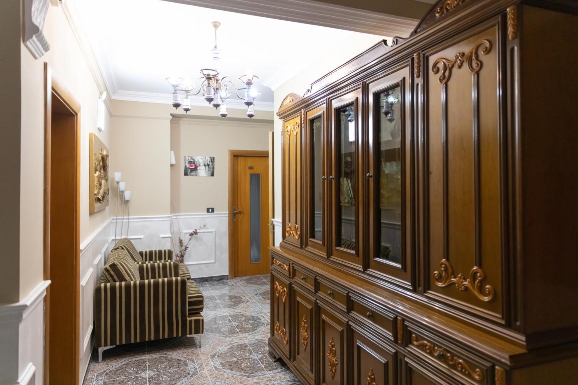 Проживание в семье Kaci Дуррес