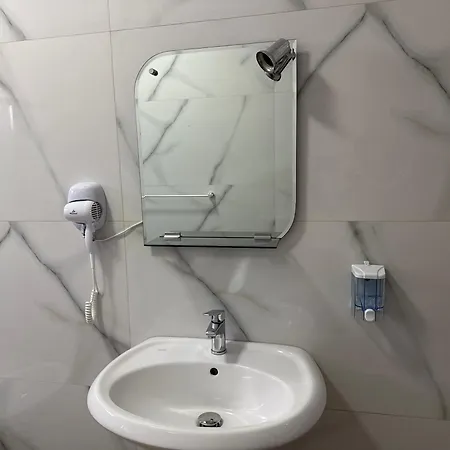 Vila Kaci Дуррес Экстерьер фото